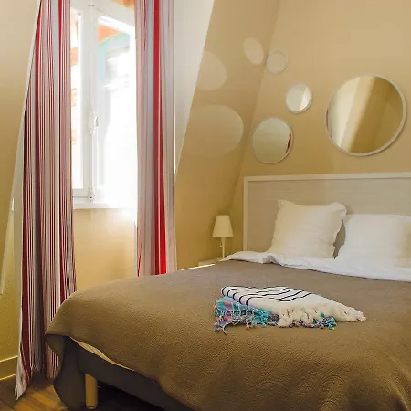 Appartement Regina.6 *
